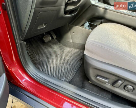 Красный Хендай Kona, объемом двигателя 0 л и пробегом 103 тыс. км за 21400 $, фото 71 на Automoto.ua