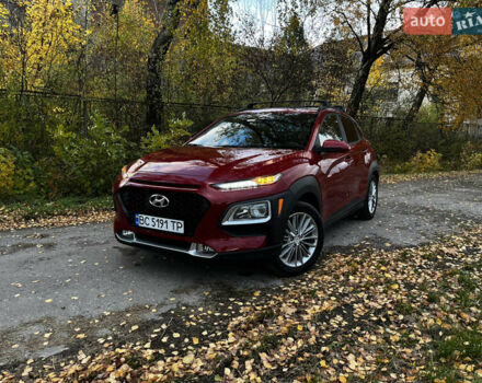 Красный Хендай Kona, объемом двигателя 2 л и пробегом 42 тыс. км за 14300 $, фото 1 на Automoto.ua
