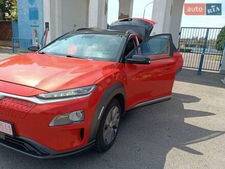 Червоний Хендай Kona, об'ємом двигуна 0 л та пробігом 110 тис. км за 17999 $, фото 1 на Automoto.ua