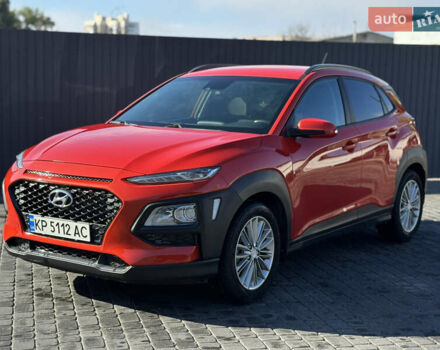 Красный Хендай Kona, объемом двигателя 2 л и пробегом 105 тыс. км за 14900 $, фото 1 на Automoto.ua