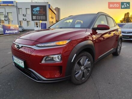 Красный Хендай Kona, объемом двигателя 0 л и пробегом 125 тыс. км за 17999 $, фото 1 на Automoto.ua