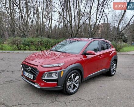 Красный Хендай Kona, объемом двигателя 1.6 л и пробегом 51 тыс. км за 18500 $, фото 1 на Automoto.ua