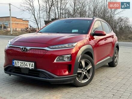 Червоний Хендай Kona, об'ємом двигуна 0 л та пробігом 115 тис. км за 18500 $, фото 1 на Automoto.ua