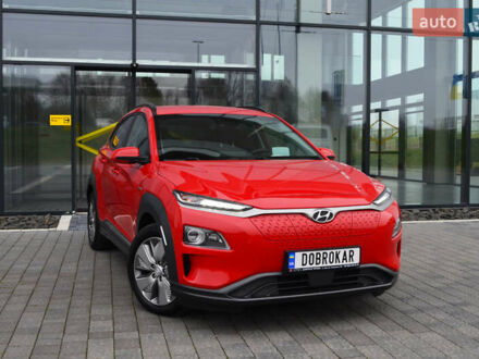 Красный Хендай Kona, объемом двигателя 0 л и пробегом 70 тыс. км за 19917 $, фото 1 на Automoto.ua