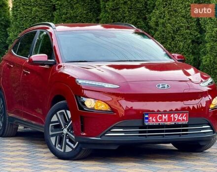 Красный Хендай Kona, объемом двигателя 0 л и пробегом 44 тыс. км за 17000 $, фото 1 на Automoto.ua
