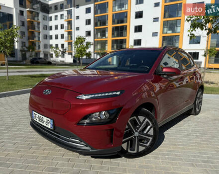Красный Хендай Kona, объемом двигателя 0 л и пробегом 51 тыс. км за 17100 $, фото 1 на Automoto.ua