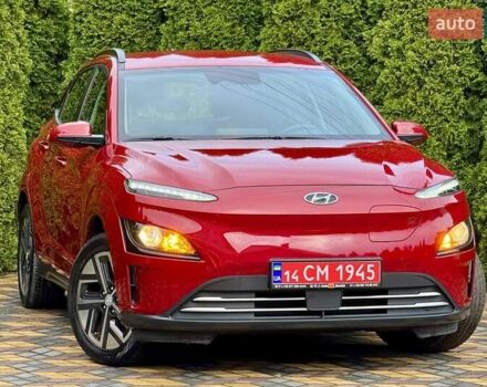Красный Хендай Kona, объемом двигателя 0 л и пробегом 33 тыс. км за 16999 $, фото 1 на Automoto.ua