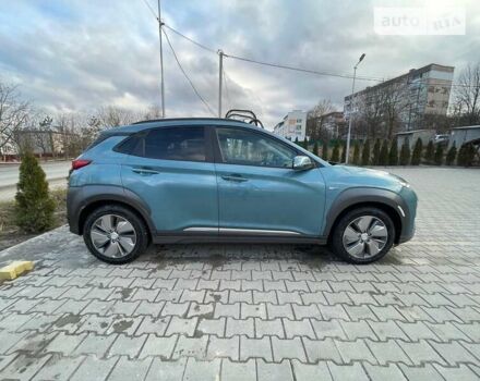 Хендай Kona, объемом двигателя 0 л и пробегом 129 тыс. км за 20200 $, фото 5 на Automoto.ua