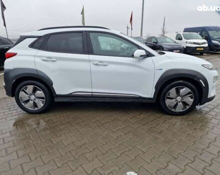 Хендай Kona, объемом двигателя 0 л и пробегом 15 тыс. км за 15300 $, фото 9 на Automoto.ua