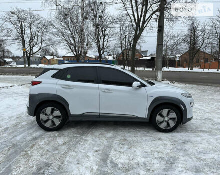 Хендай Kona, объемом двигателя 0 л и пробегом 102 тыс. км за 21499 $, фото 2 на Automoto.ua