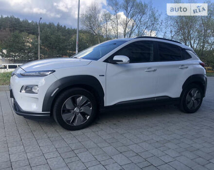 Хендай Kona, объемом двигателя 0 л и пробегом 138 тыс. км за 18950 $, фото 2 на Automoto.ua