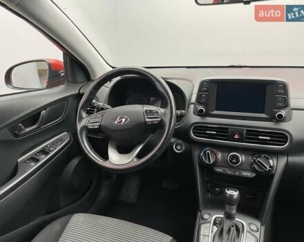 Хендай Kona, объемом двигателя 2 л и пробегом 96 тыс. км за 14916 $, фото 11 на Automoto.ua