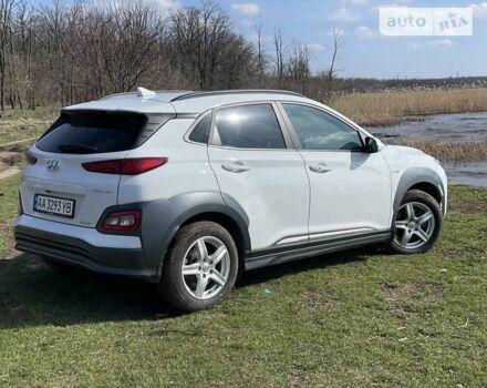 Хендай Kona, об'ємом двигуна 0 л та пробігом 59 тис. км за 24600 $, фото 5 на Automoto.ua