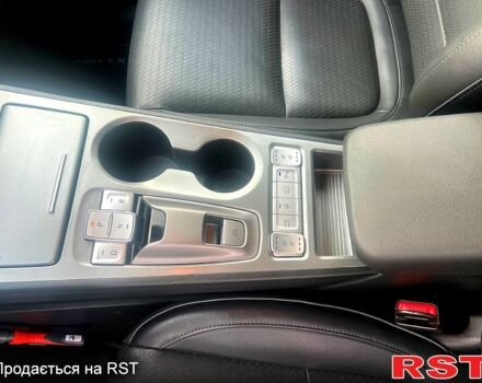 Хендай Kona, объемом двигателя 0.15 л и пробегом 107 тыс. км за 16900 $, фото 4 на Automoto.ua