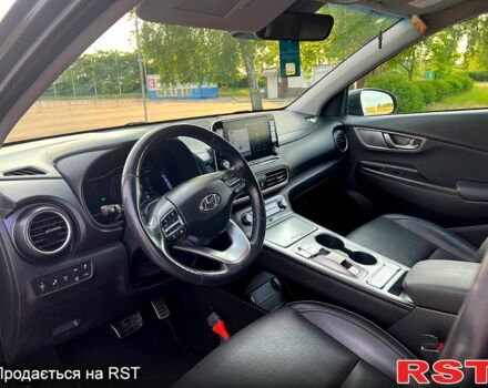 Хендай Kona, объемом двигателя 0.15 л и пробегом 107 тыс. км за 16900 $, фото 2 на Automoto.ua