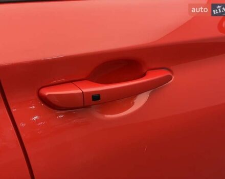 Хендай Kona, объемом двигателя 2 л и пробегом 96 тыс. км за 14916 $, фото 7 на Automoto.ua