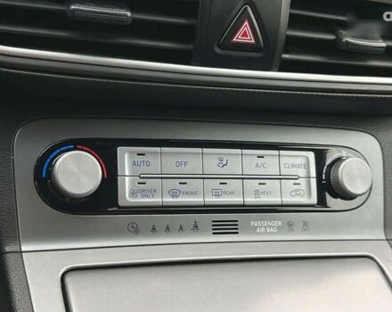 Хендай Kona, об'ємом двигуна 0 л та пробігом 108 тис. км за 17500 $, фото 17 на Automoto.ua