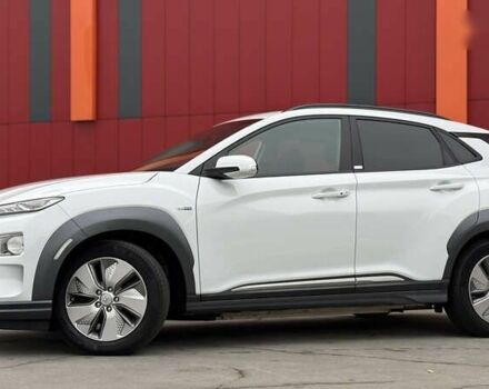 Хендай Kona, объемом двигателя 0 л и пробегом 70 тыс. км за 16950 $, фото 4 на Automoto.ua