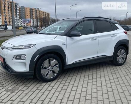 Хендай Kona, об'ємом двигуна 0 л та пробігом 27 тис. км за 23000 $, фото 3 на Automoto.ua