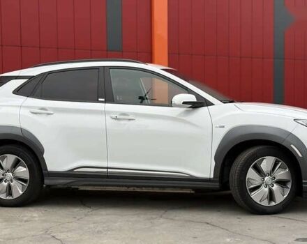 Хендай Kona, объемом двигателя 0 л и пробегом 70 тыс. км за 16950 $, фото 9 на Automoto.ua