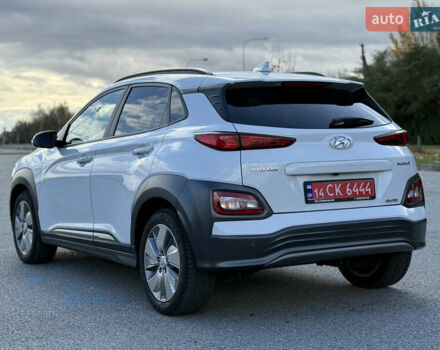 Хендай Kona, об'ємом двигуна 0 л та пробігом 117 тис. км за 17500 $, фото 6 на Automoto.ua