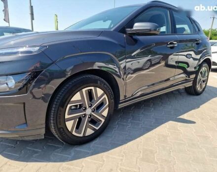 Хендай Kona, объемом двигателя 0 л и пробегом 28 тыс. км за 16300 $, фото 2 на Automoto.ua