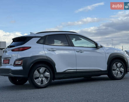 Хендай Kona, об'ємом двигуна 0 л та пробігом 117 тис. км за 17500 $, фото 2 на Automoto.ua