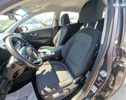 Хендай Kona, объемом двигателя 0 л и пробегом 28 тыс. км за 16300 $, фото 21 на Automoto.ua