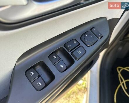 Хендай Kona, объемом двигателя 0 л и пробегом 66 тыс. км за 5700 $, фото 22 на Automoto.ua