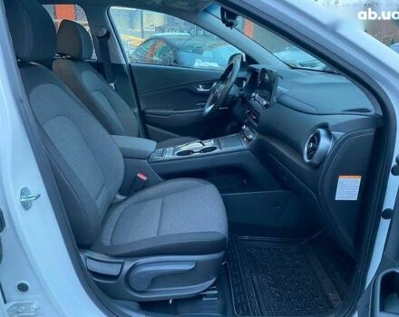 Хендай Kona, об'ємом двигуна 0 л та пробігом 6 тис. км за 18900 $, фото 19 на Automoto.ua