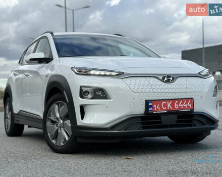 Хендай Kona 2021 у Львові на Automoto.ua Хендай Kona, об'ємом двигуна 0 л та пробігом 117 тис. км за 17500 $, фото 1 на Automoto.ua