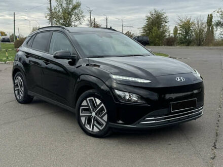 Хендай Kona 2022 в Кривом Роге на Automoto.ua Хендай Kona, объемом двигателя 0 л и пробегом 62 тыс. км за 18500 $, фото 1 на Automoto.ua