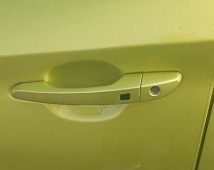 Желтый Хендай Kona, объемом двигателя 1.59 л и пробегом 72 тыс. км за 17400 $, фото 10 на Automoto.ua