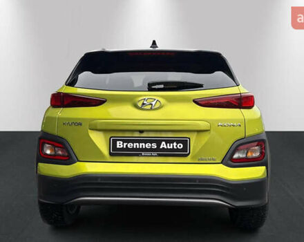 Желтый Хендай Kona, объемом двигателя 0 л и пробегом 111 тыс. км за 13950 $, фото 5 на Automoto.ua