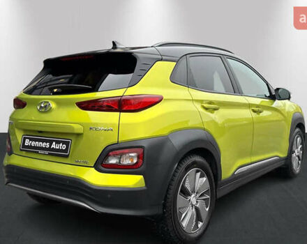 Желтый Хендай Kona, объемом двигателя 0 л и пробегом 111 тыс. км за 13950 $, фото 6 на Automoto.ua