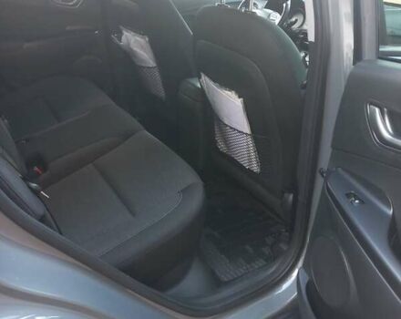 Серый Хендай Kona, объемом двигателя 0 л и пробегом 115 тыс. км за 17300 $, фото 11 на Automoto.ua