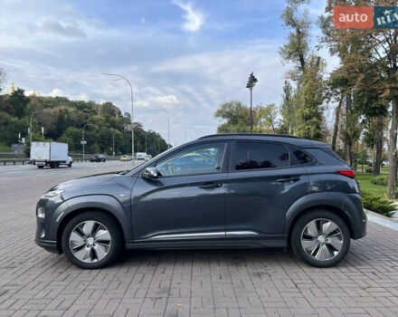 Сірий Хендай Kona, об'ємом двигуна 0 л та пробігом 113 тис. км за 17000 $, фото 16 на Automoto.ua