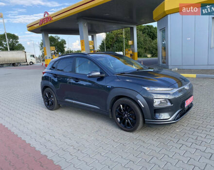 Сірий Хендай Kona, об'ємом двигуна 0 л та пробігом 119 тис. км за 15800 $, фото 1 на Automoto.ua