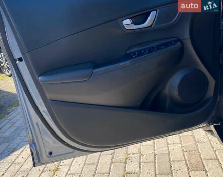 Хендай Kona 2018 в Ровно на Automoto.ua Серый Хендай Kona, объемом двигателя 1.6 л и пробегом 152 тыс. км за 15800 $, фото 23 на Automoto.ua