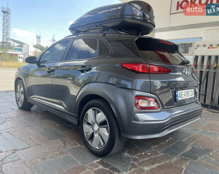 Серый Хендай Kona, объемом двигателя 0 л и пробегом 124 тыс. км за 16500 $, фото 7 на Automoto.ua