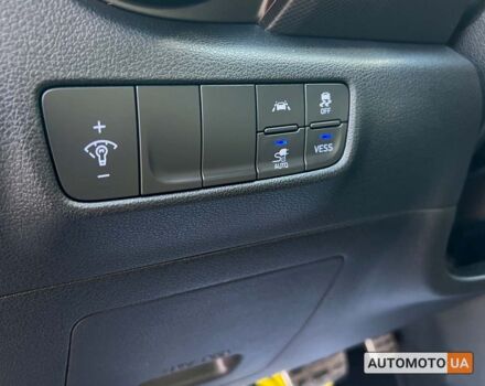 Серый Хендай Kona, объемом двигателя 64 л и пробегом 119 тыс. км за 16999 $, фото 17 на Automoto.ua