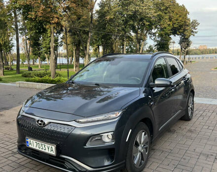 Сірий Хендай Kona, об'ємом двигуна 0 л та пробігом 113 тис. км за 17000 $, фото 1 на Automoto.ua