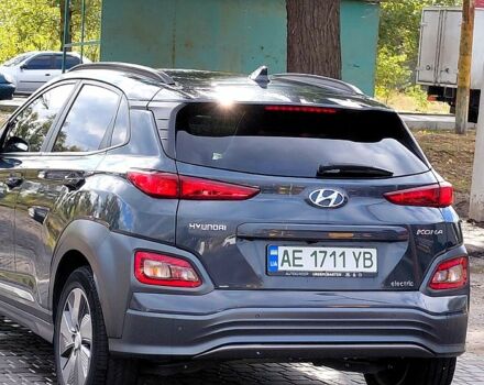 Сірий Хендай Kona, об'ємом двигуна 0 л та пробігом 109 тис. км за 17500 $, фото 1 на Automoto.ua