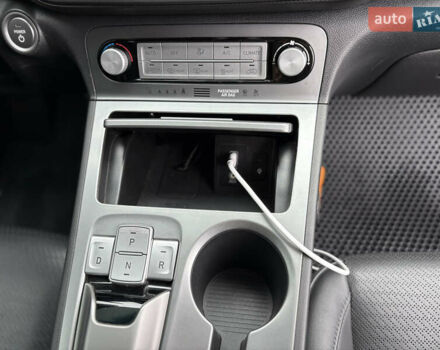 Сірий Хендай Kona, об'ємом двигуна 0 л та пробігом 114 тис. км за 17000 $, фото 27 на Automoto.ua