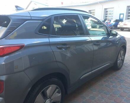 Серый Хендай Kona, объемом двигателя 0 л и пробегом 115 тыс. км за 17300 $, фото 23 на Automoto.ua