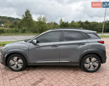 Сірий Хендай Kona, об'ємом двигуна 0 л та пробігом 114 тис. км за 17000 $, фото 39 на Automoto.ua