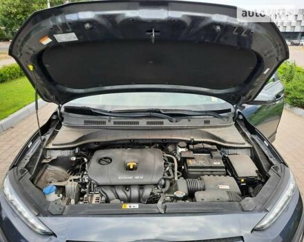 Сірий Хендай Kona, об'ємом двигуна 2 л та пробігом 20 тис. км за 15998 $, фото 7 на Automoto.ua