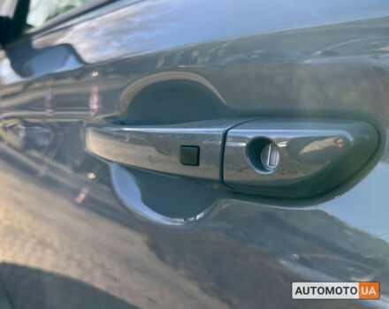 Серый Хендай Kona, объемом двигателя 64 л и пробегом 119 тыс. км за 16999 $, фото 21 на Automoto.ua