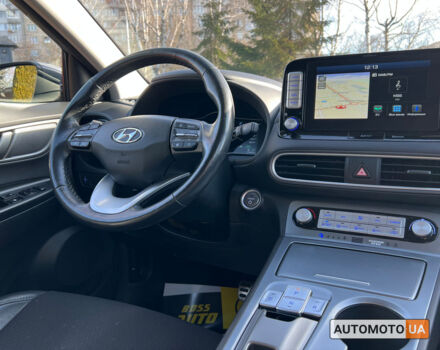 Серый Хендай Kona, объемом двигателя 64 л и пробегом 119 тыс. км за 16999 $, фото 11 на Automoto.ua