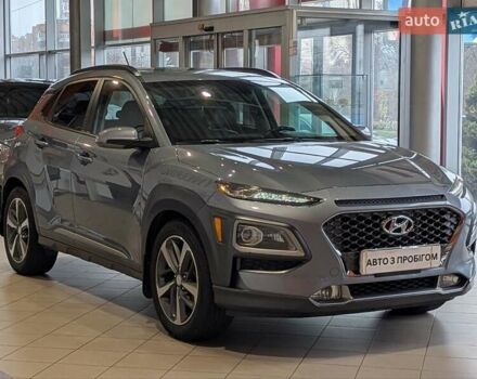 Сірий Хендай Kona, об'ємом двигуна 1.59 л та пробігом 75 тис. км за 15500 $, фото 4 на Automoto.ua